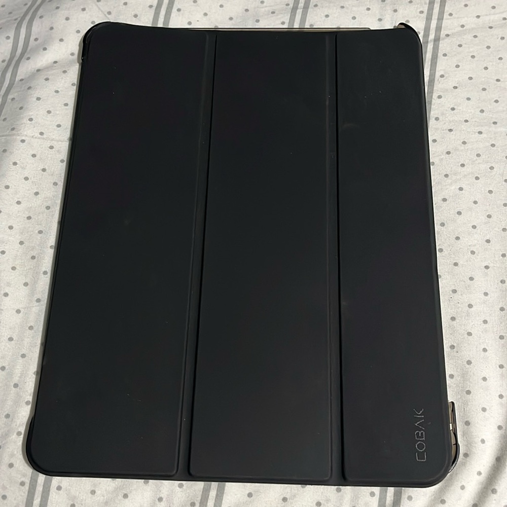 Black iPad Pro 13inch Case